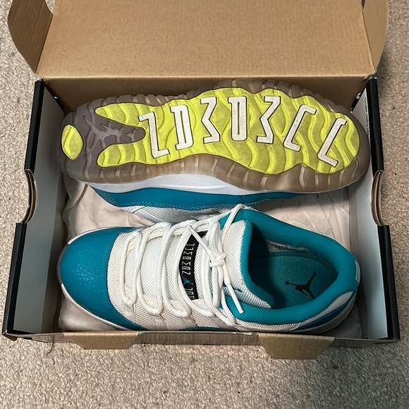 Jordan 11 Retro Low Gp - Picture 3 of 11